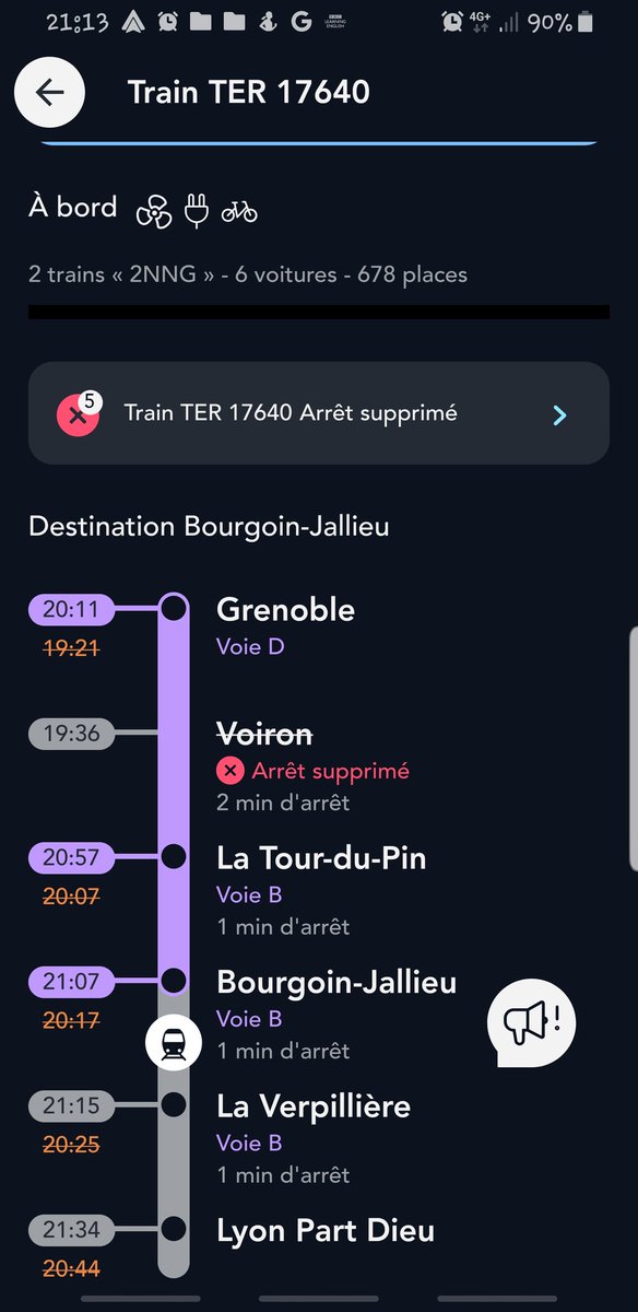 Salut <a href="/SNCFTERAURA/">SNCF TER AURA</a>. Train fantôme ?! 😱 <a href="/SNCFConnect/">SNCF Connect</a>
indique que le train a depassé Bourgoin et mon fils dont ce train a été détourné par Chambéry vient à peine de quitter cette ville !  + sérieusement, le retard peut se comprendre,  des fausses informations c'est  pénible 🤨.
