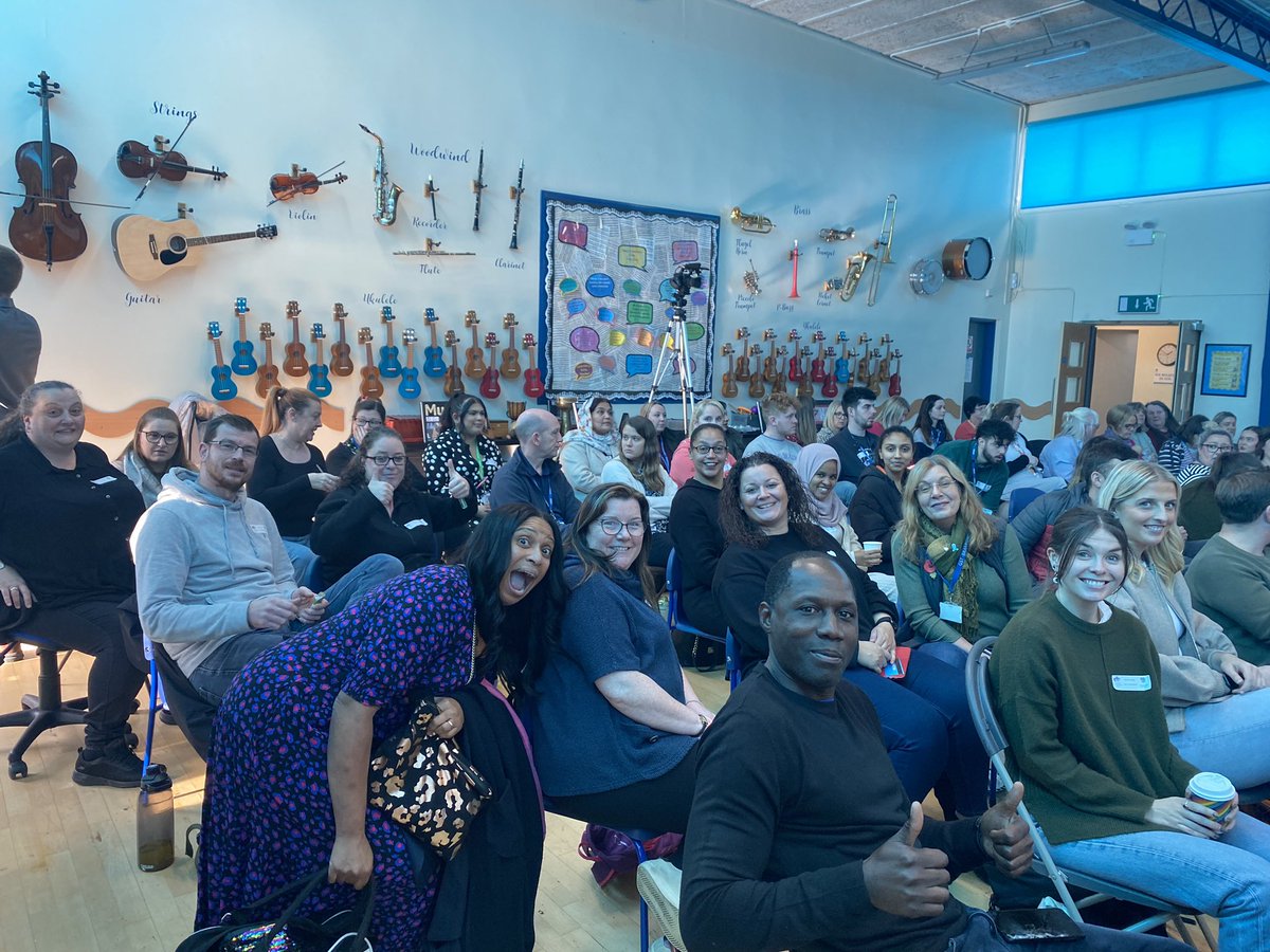ChivenorP's tweet photo. Our 3rd West Midlands Hub training; great practice & #GiveAndGets shared. Finished by THE most inspirational keynote speaker @jazampawfarr
#GriffinSchoolsTrust #GriffinFamily
#EverydayHero #BeHumanFirst #WeAreAllSuccessStories #WeDoMakeADifference #WeArePositiveDisruptors https://t.co/RIHAuERTc9