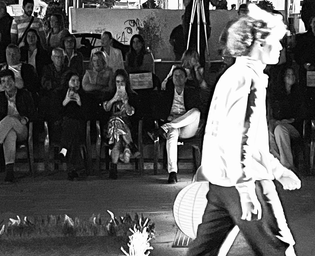 jangelalfonso's tweet photo. Nuestra ciudad se convierte en el escaparate regional del arte, la moda y la música con los jóvenes creadores en Estrenarte.
El talento juvenil demuestra su grandeza con eventos como este.
¡Gracias!
#MolinaDeSegura #Estrenarte https://t.co/mBQ8GtBdnj