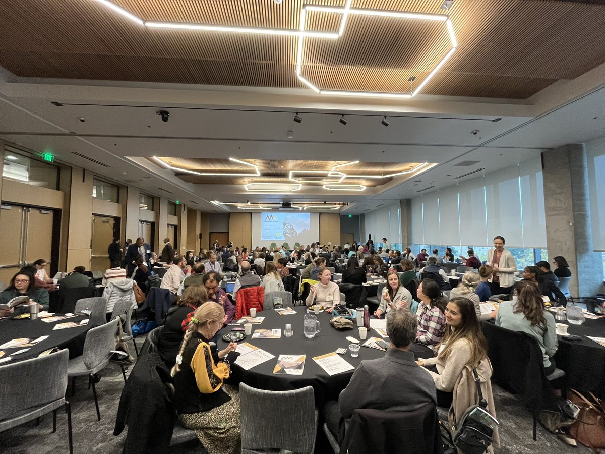 AndrewMIbrahim's tweet photo. Grateful to be here! 

How to find your phenotype when the model doesn’t exist?
1️⃣early on, focus on transferable skills 
2️⃣ compound advantages to gain real expertise 
3️⃣ collaborate broadly with others 
#mentortothemax https://t.co/sCdzOD2GTk