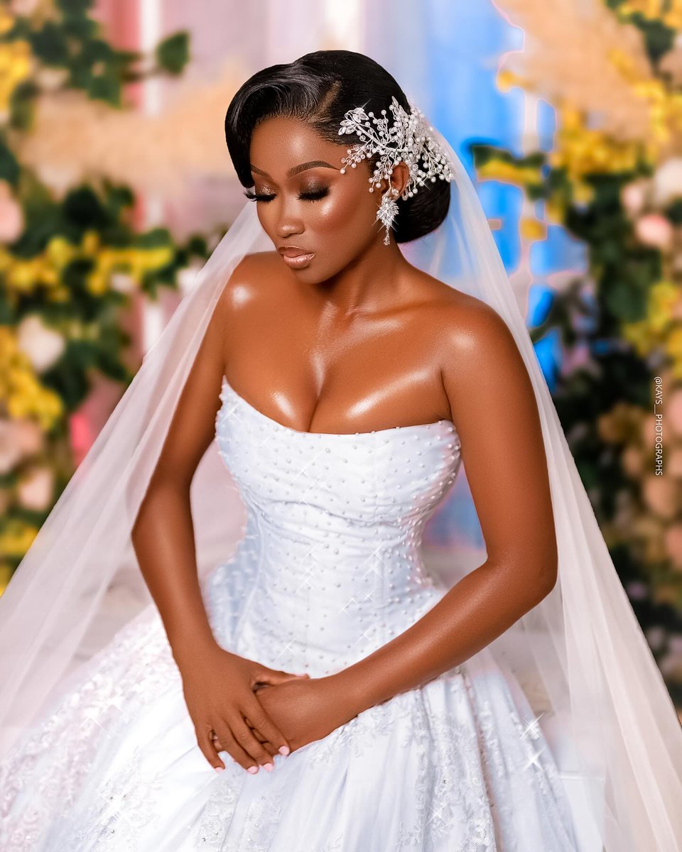 campussnap0's tweet photo. Photographer: @kays__photographs

#weddingbycampussnap #campussnap

Very Dark Man Chioma Rema Ballon d'or The Don Lewandowski Supreme Court Owe owe one Shank Kate Henshaw Femi Otedola Tiannah Dr Rommel Donjazzy Emeka Congratulations Bruno Aboki Don baba Atiku https://t.co/NrO1TWSzyS