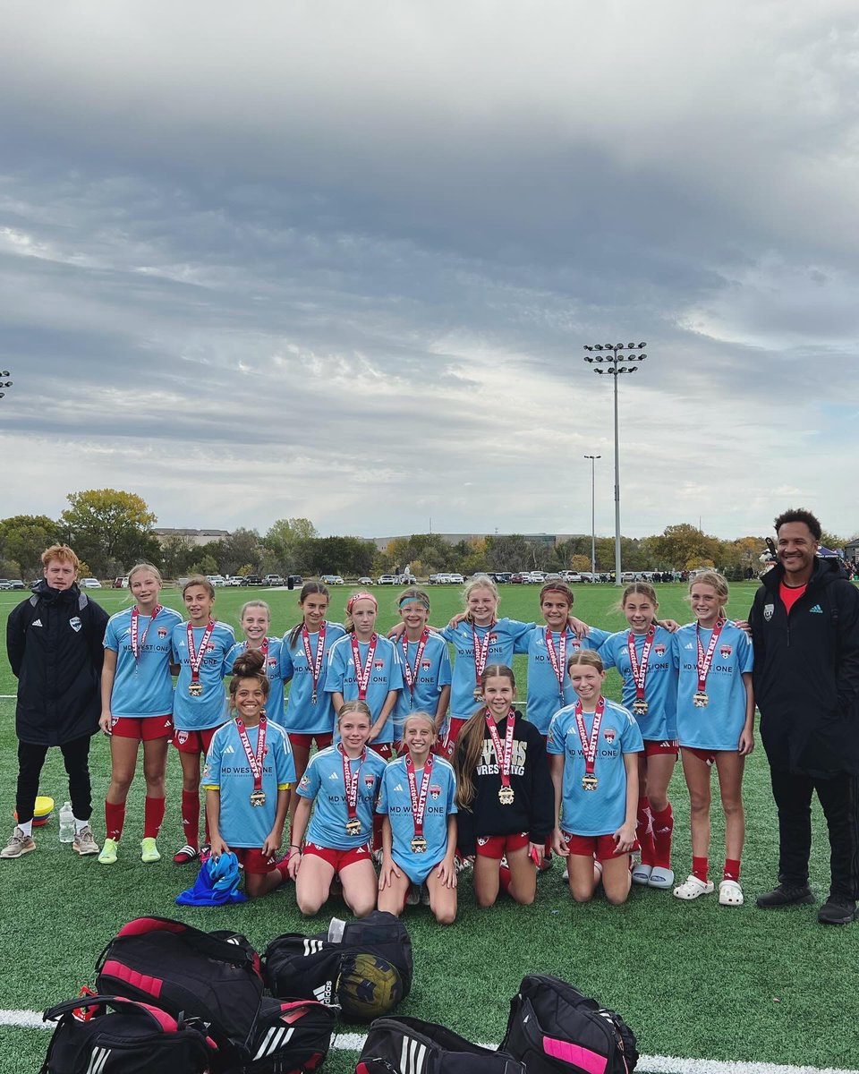 NERootsSC's tweet photo. Congratulations to the Nebraska Roots 2011G I team who took 2nd place at Socctoberfest!  Four players from the Nebraska Roots 2012G I team guest played for the tournament!  ⚽️🔥🥇 https://t.co/3JnnE2RTCZ