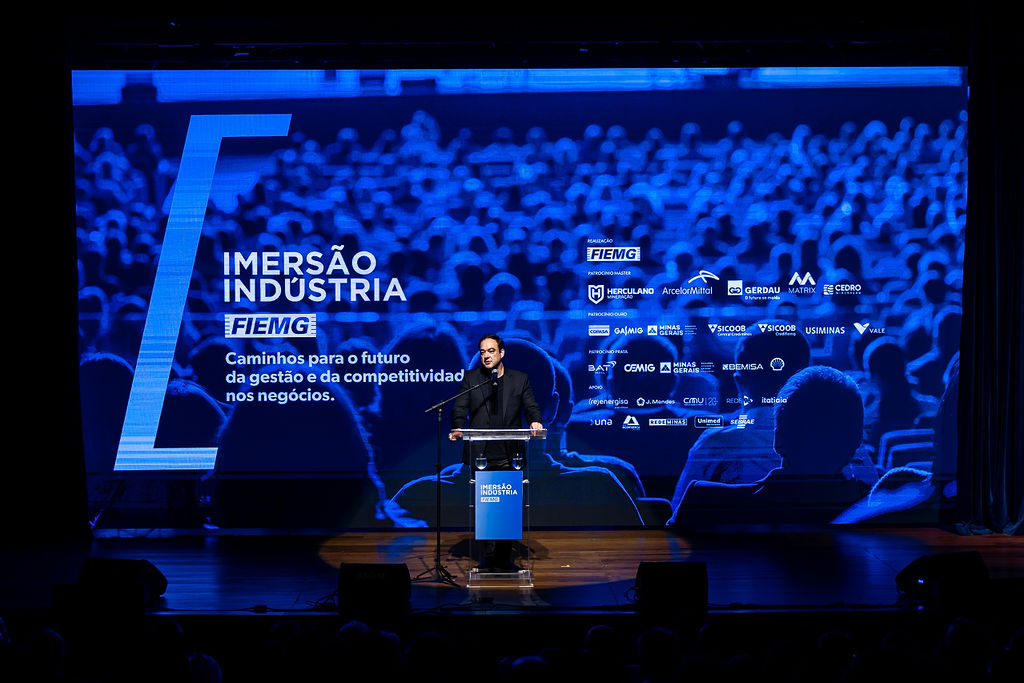 🚀🤝 O #ImersãoIndústria 2023 foi um sucesso. Com mais de 4200 participantes, 70 palestras e 130 palestrantes, superamos todas as expectativas.