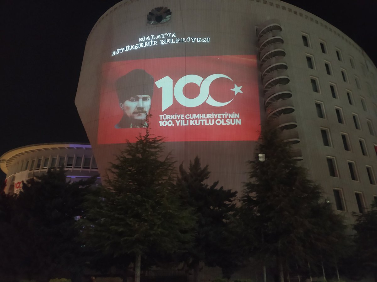 Türkiye Cumhuriyetinin 100. Yılı.. 🇹🇷🇹🇷
Nice 100 yıllara.. 🇹🇷🇹🇷
 #MustafaKemalAtatürk