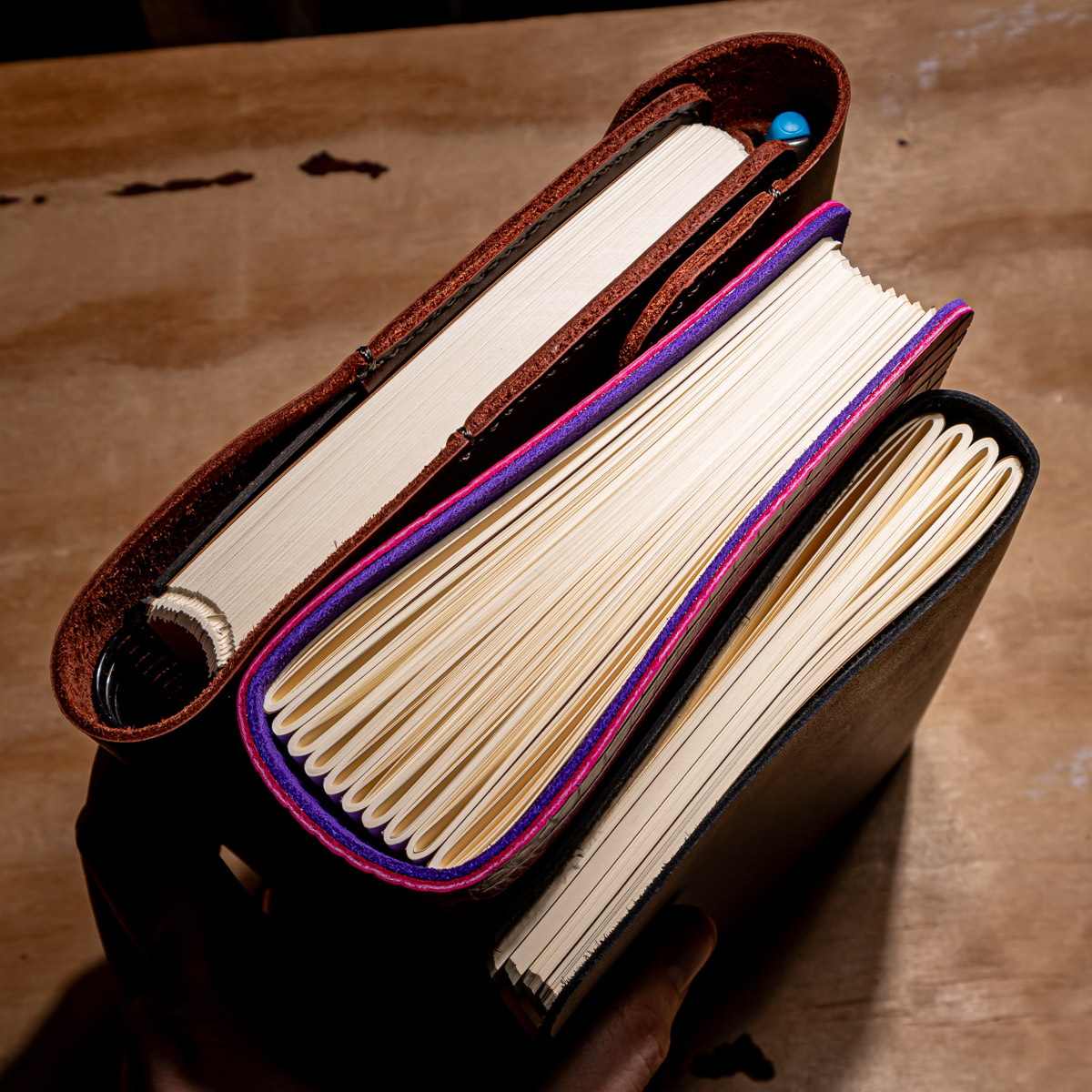 cuerosinmarca's tweet photo. Libretas Chercán, Bailarín y Zorzal en https://t.co/6r2My5pJa8
.
#libretas #cuadernos #bitacoras #papeleria #papeleriabonita #chile #santiagodechile #concepcion #valparaiso #viñadelmar #parati #fyp https://t.co/ycKgFG1SKv