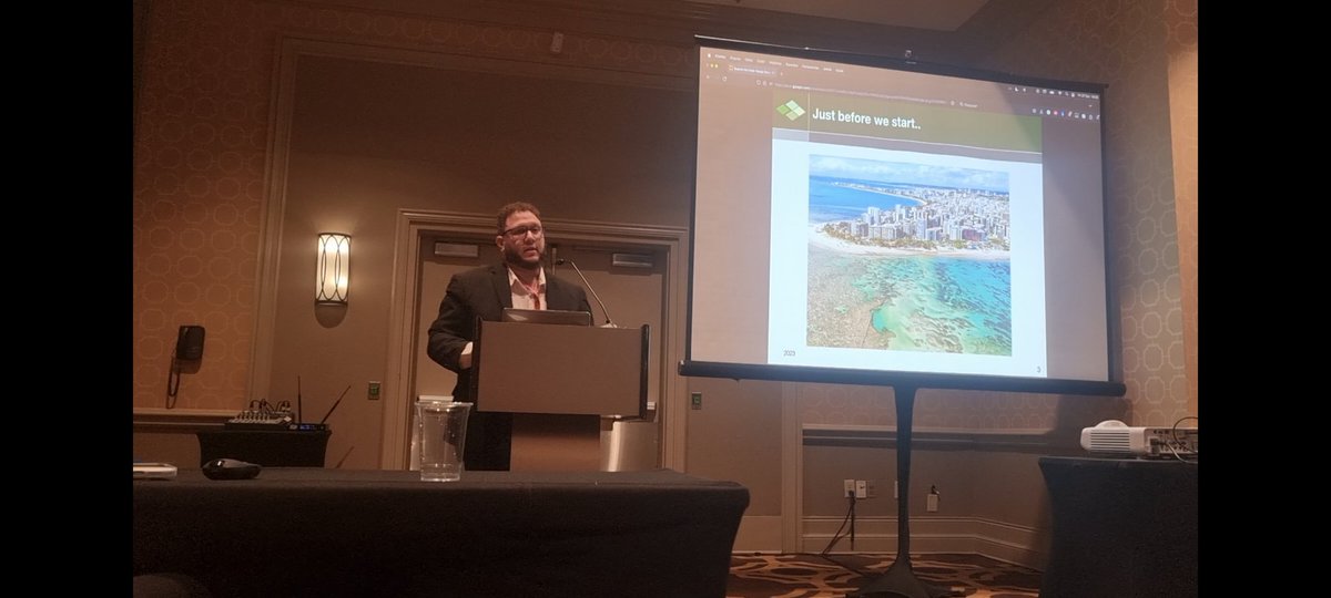 caiobvs's tweet photo. Taking Maceió into the world.
My presentation at @ESEM_conf was great. Very interesting insights and mindful feedback. Thank you, New Orleans! https://t.co/Vl984u7Q95