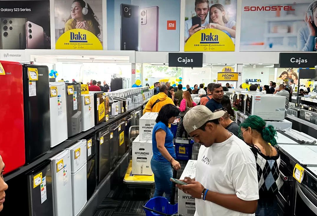 Iniciaron las promociones más esperadas del año en Tiendas Daka lacalle.com.ve/emprendimiento…