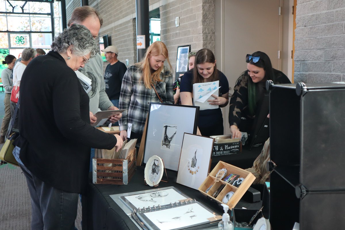 OSUE_OWS's tweet photo. This Sunday, October 29 from 3-7 PM, is the second annual Ohio Bat Festival. Join us for this free, family friendly event to hear from #bat experts, learn more about Ohio’s #bats, and meet live bats!

Visit https://t.co/OE4EXpgrS4 for more information.

#BatWeek @Bat_Week https://t.co/im1KTG0Rgn