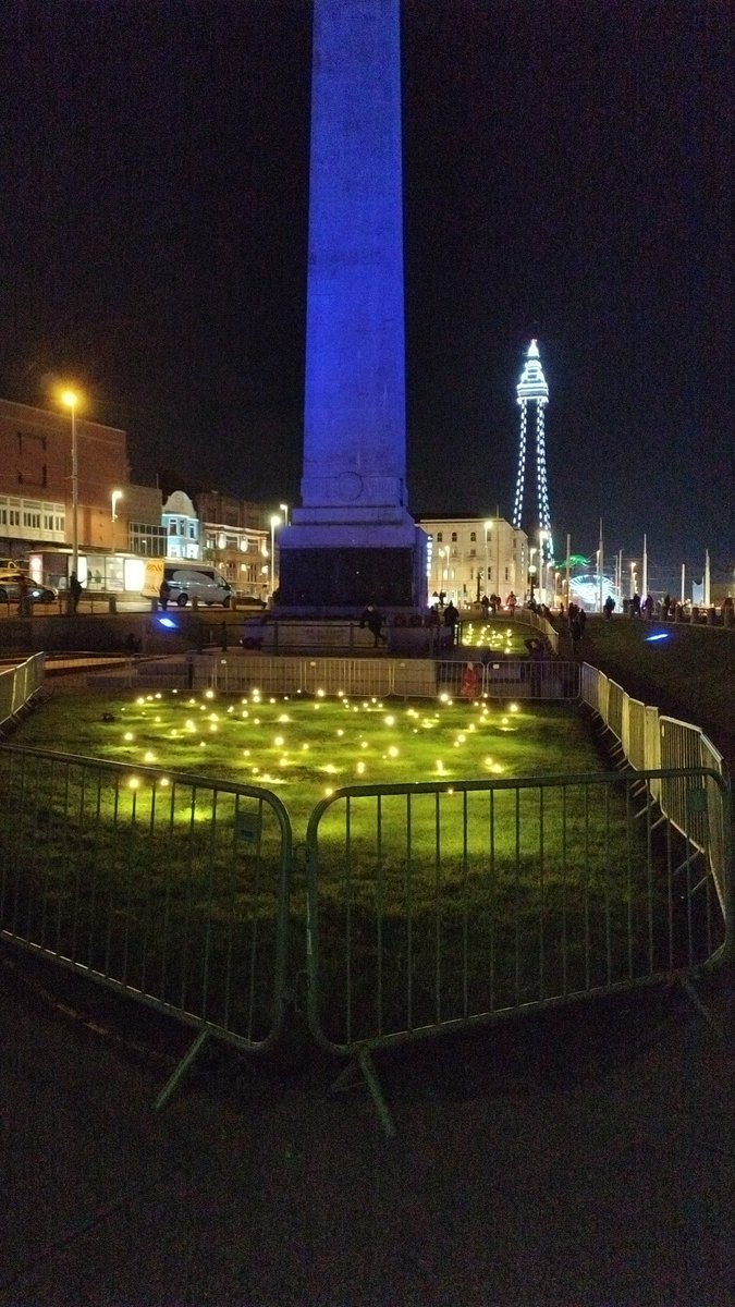 ShaunFarrelly's tweet photo. I think they're taking the P out of Blackpool 🤔
More from Lightpool and the Illuminations in Blackpool
#Blackpool #BlackpoolIlluminations #Lightpool #Lancashire https://t.co/Cddu9jpolE