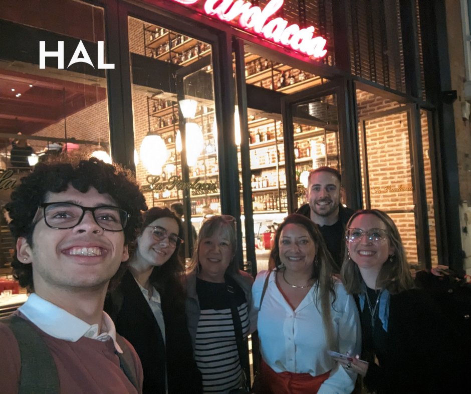 HALCompany's tweet photo. HAL tuvo una invitada muy especial, Renata Mota, la talentosa Channel Sales Manager de @FreshworksInc. 🤩💼

Pasamos una tarde de trabajo en equipo y después disfrutamos de una cena para conversar sobre nuevos horizontes en el mundo de la tecnología. 🚀💻

#HAL #Freshworks https://t.co/t2kQcuqMjO