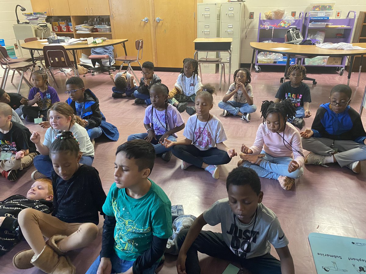 MelanatedPearl's tweet photo. It’s Club Day at @RCE_HCS
Today our students learned to meditate #mindmatter https://t.co/X0Bm6YpS5N