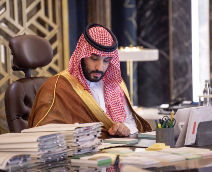 s_hm2030's tweet image. قال الإمام احمد بن حنبل "رحمه الله":
.
لو علمت أن لي دعوة مستجابة لصرفتها لولي الأمر لأن في صلاحه صلاح الرعية.
.
اللهم وفق ولاة امرنا لما تحب وترضى وسدد خطاهم وبارك لهم في أعمارهم وزدنا بهم توفيقاً و رخاءً و وأدم علينا عزّنا وأمننا واحفظ بلادنا وسائر بلاد المسلمين يا رب العالمين.