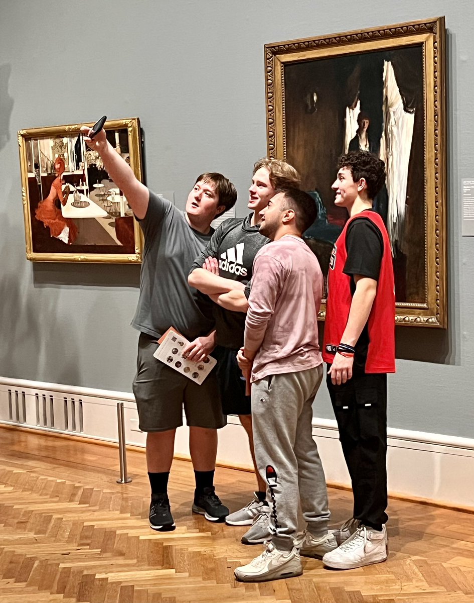 HUMANITIESofPHS's tweet photo. We came, we saw, and we recreated art with our bodies. Another successful scavenger hunt with our Humanities students @artinstitutechi @KnightsofPHS @stoltz_nicole @District214 https://t.co/JQ3HAIQEK4
