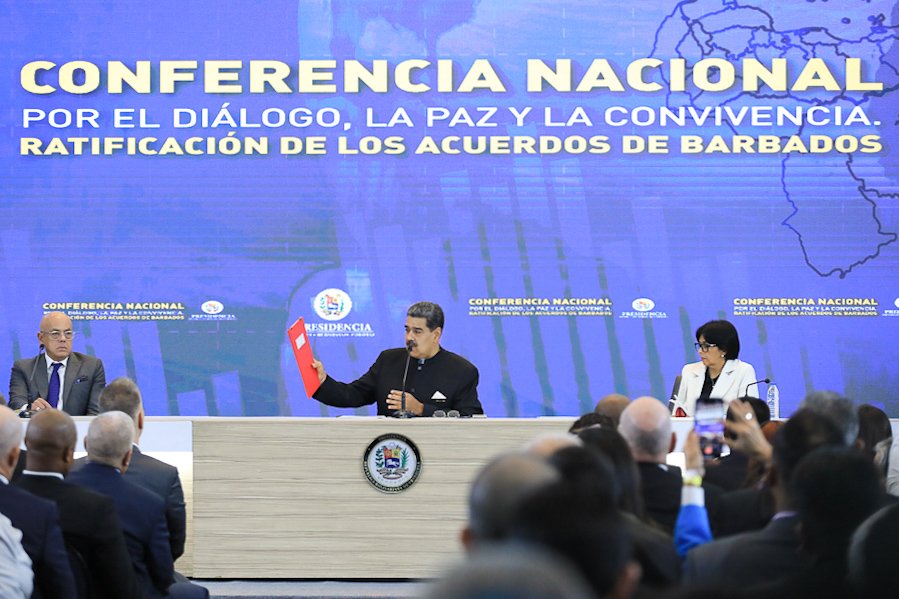 📢¡𝐀𝐬í 𝐥𝐨 𝐃𝐢𝐣𝐨!  🇻🇪
Pdte. <a href="/NicolasMaduro/">Nicolás Maduro</a>: Es necesario pedir y solicitar el levantamiento de todas las sanciones sobre la sociedad venezolana, hemos dado un gran paso yo les dije que lo íbamos a lograr.