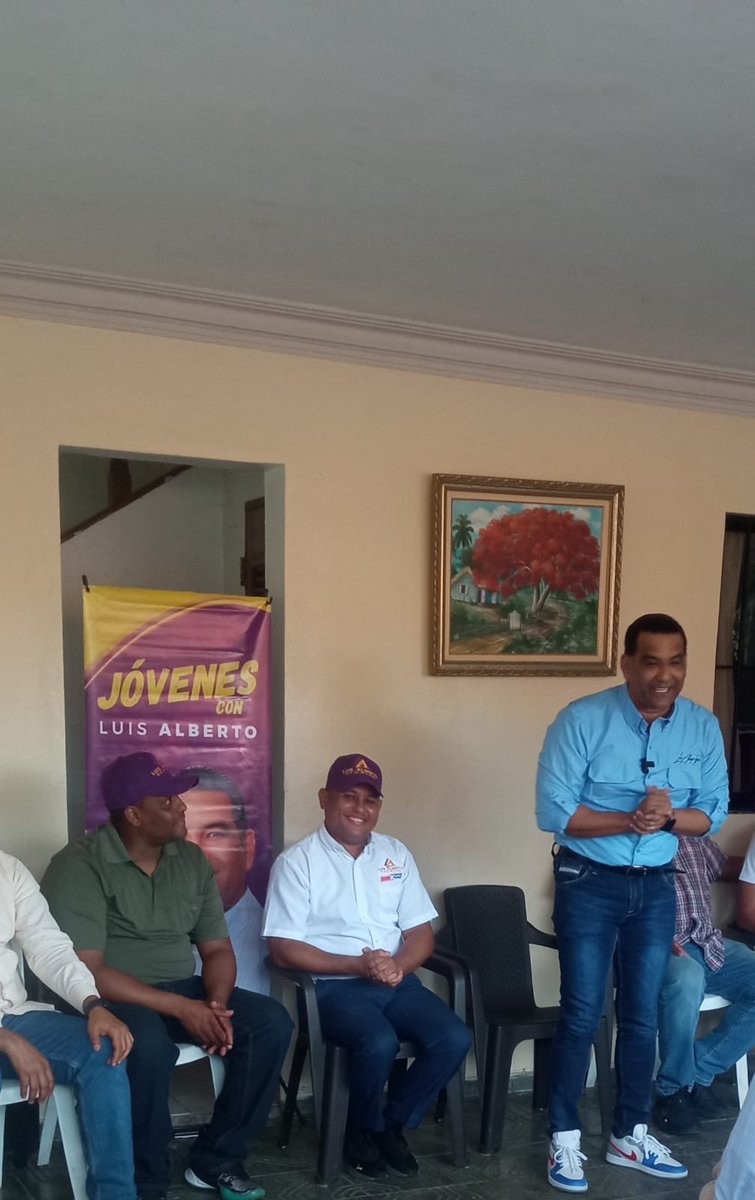 MovimientoLabo2's tweet photo. Luis Alberto es juventud y hoy acompañado de esta gran cantidad de jóvenes demuestra que el futuro le pertenece a quien cree en el poder de la juventud. @AlbertoTejeda_ 

#LuisAbertoSDE
#Circunscripcion2SDE https://t.co/oROAIKvgxC