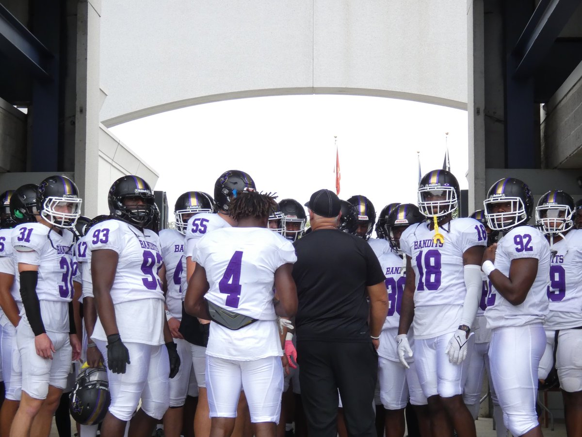 PCBanditsFB's tweet photo. It's been a very busy 2 weeks  with over 35 College Programs Reaching Out! Coaches our 24' Class is Loaded Battle Tested! And Mid Year Ready! Don't Miss Out!!! https://t.co/O16Kx0FQLR