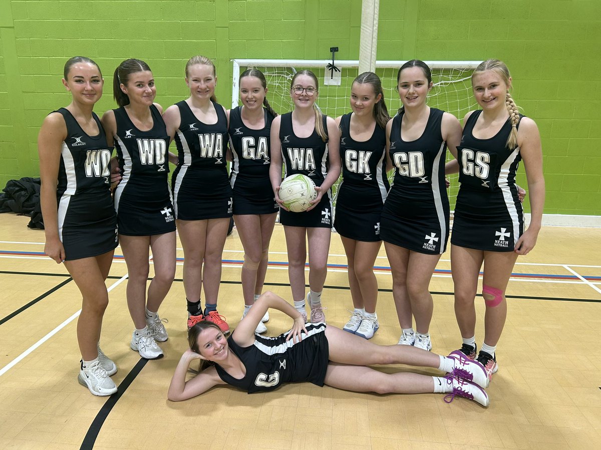 NeathNetball's tweet photo. 2 out of 2 tonight for these beauties ! Llongyfarchiadau ferched 👏  #netball #neathneathneath #neathnetball https://t.co/Pwh93iQJwI