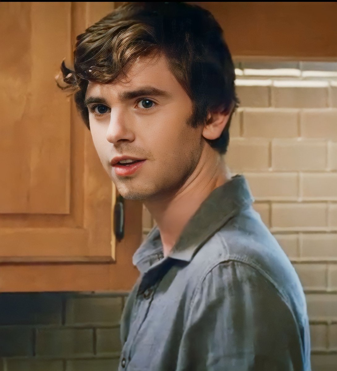 mskitkat2u's tweet photo. Charlie 💖💙 #FreddieHighmore #FreddieFriday #CharlieBrenner #AlmostFriends @freddiehighmore 
Screencap by @mskitkat2u ♾️💖💙 https://t.co/Z71Bgqqv9m