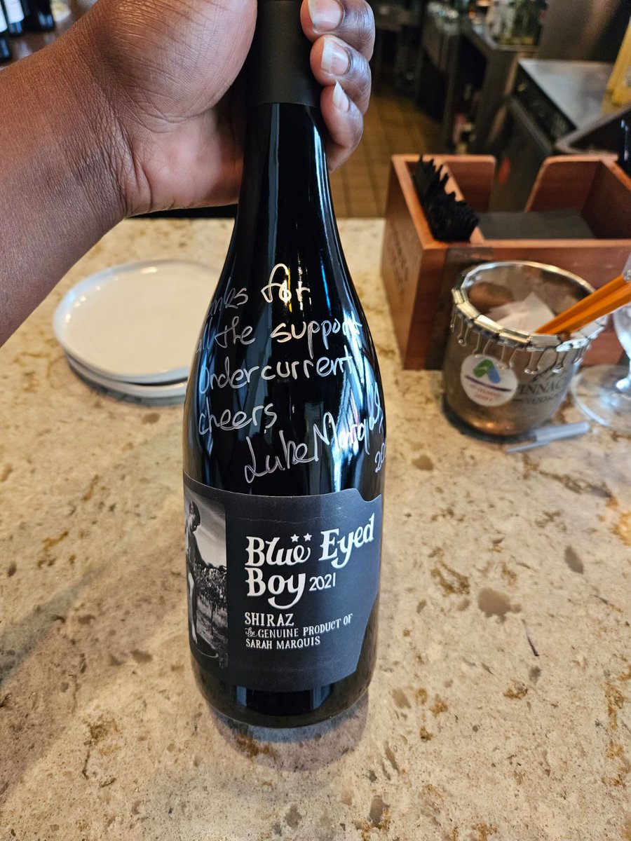 Cheers to the weekend and good friends. 💞

#winepartners #Mollydooker #undercurrentgso