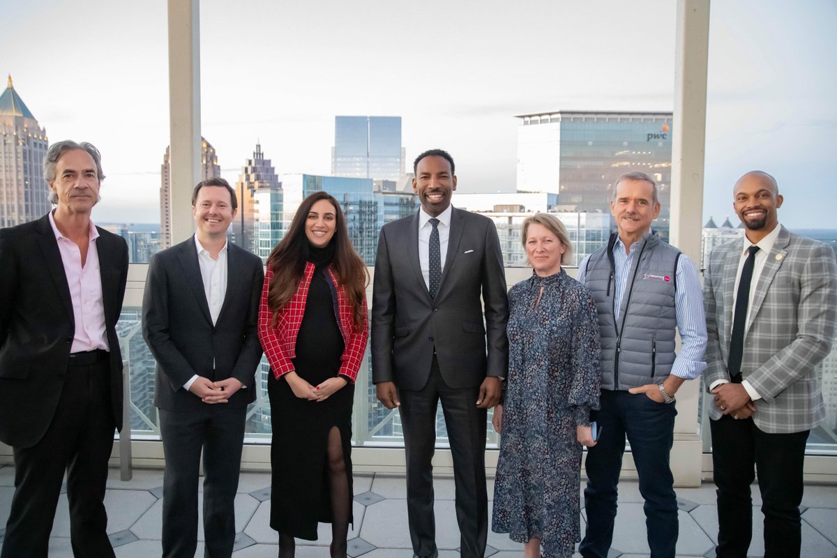 CityofAtlanta's tweet photo. We were proud to host @creativedlab's first ever CDL-Space Session in the U.S.! Mayor @andreforatlanta greeted guests at Georgia Tech and highlighted the disruptors in our city who are making an impact in the space and technology industries. #CDLAtlanta https://t.co/NkenFHFgFE