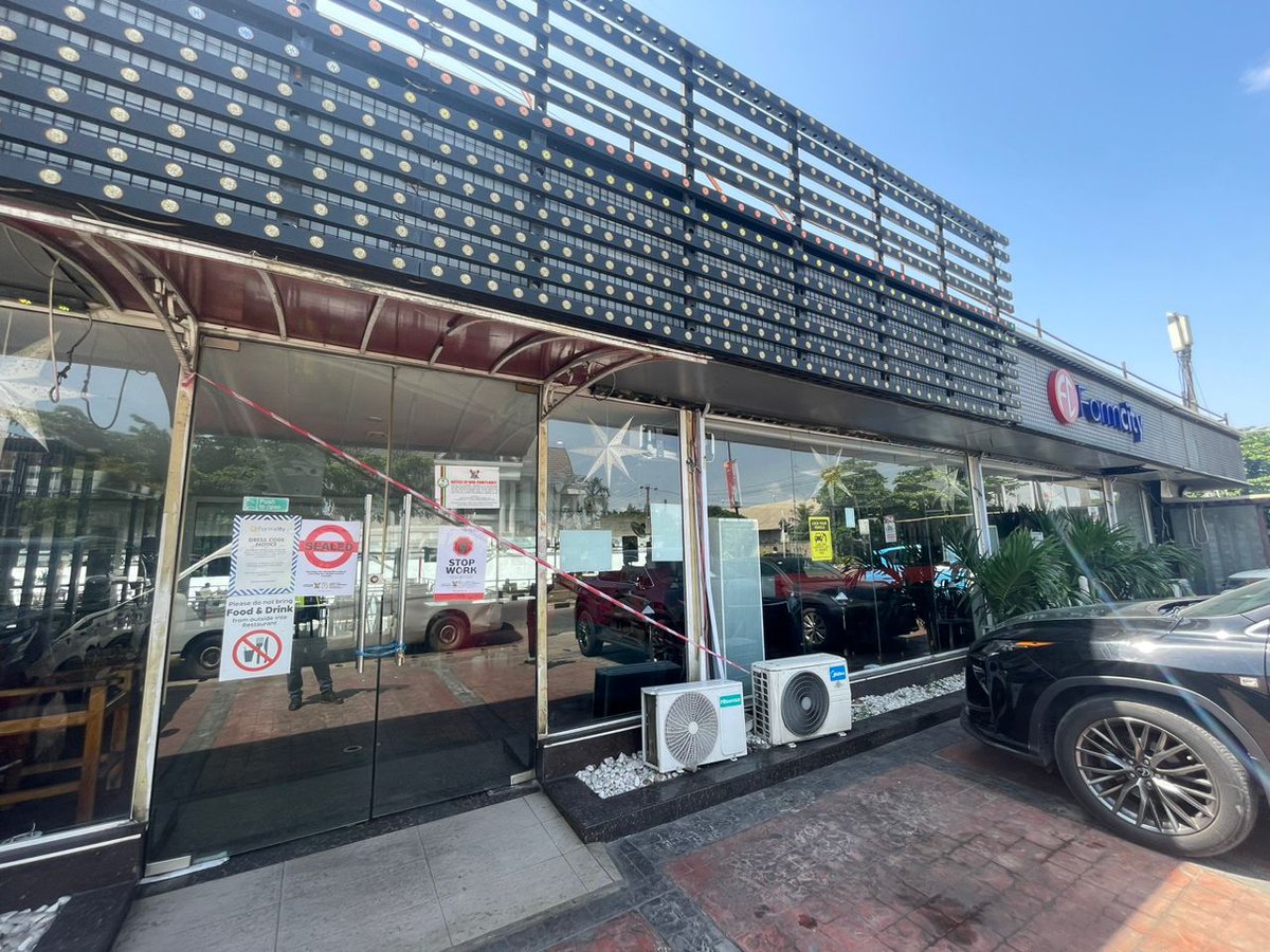 Lanre Mojola tweet media