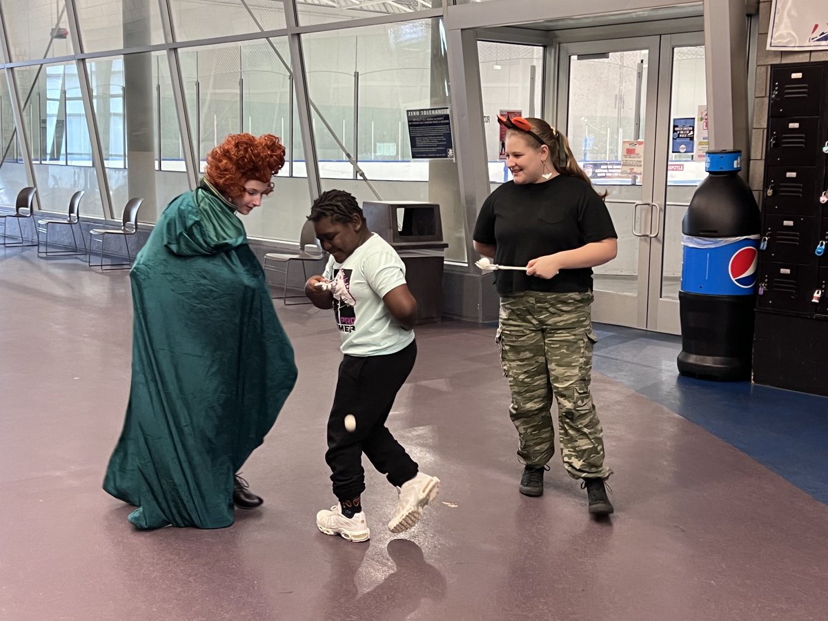 miprepschool's tweet photo. Staff and students enjoyed a Halloween party in the Rochester Hills lab earlier this week, complete with music, games, and a delicious lunch of sloppy joes! 🎃 🥳 https://t.co/btLu3MzJOM