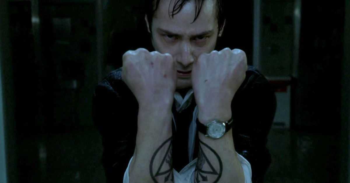 getFANDOM's tweet photo. 'Constantine 2' is still in the cards, says director

"Keanu [Reeves] and Akiva Goldsman and I have been in meetings and have been hashing out what we think the story is going to be"

➡️ https://t.co/iCrYK3flMh https://t.co/X5iAM15M13