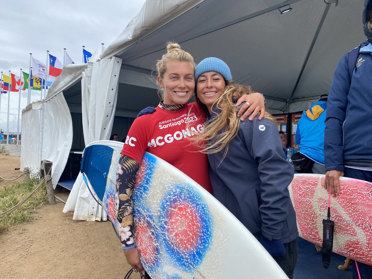 ¡Las medallistas de hoy! 🤩

El surf nos alegró el día en los Juegos Panamericanos de Santiago 2023. 🇨🇷