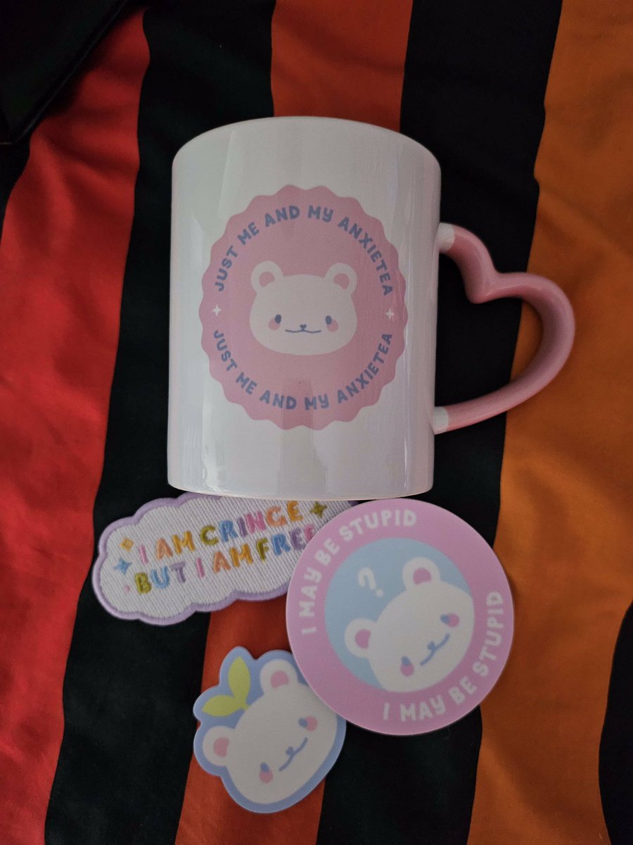 Sae__98_'s tweet photo. I am cringe but I am free @ploofpals 
Safely arrived In France 🥰💜 https://t.co/pxJoqzdwd1