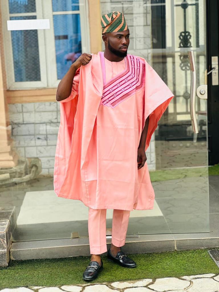 princegeevibes's tweet photo. All the citizen of the country will have the basic life and I will make DNA Test free and compulsory if I become the country President @NGRPresident @PulseNigeria247 @officialABAT @davido @lindaikeji @MaddowBlog @instablog9ja @AlikoDangote @OGBdeyforyou @SAMKLEF @Taofeeqoh__ https://t.co/lTsUcWIb0K