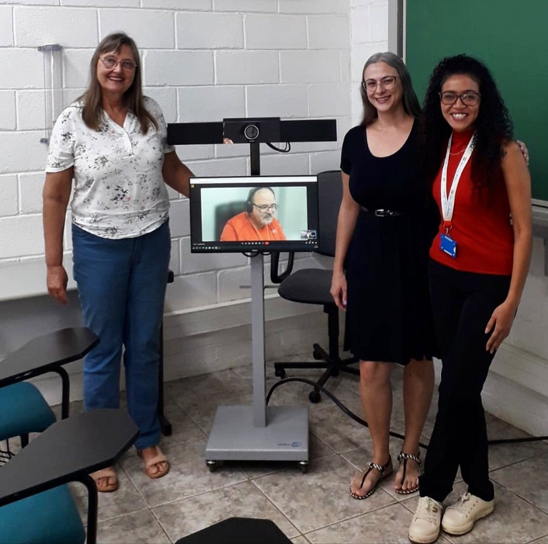 Taynara Matos, PhD (@matosts__) on Twitter photo Friday has arrived, and now that the penny's begun to drop. My doctoral qualification exam was on the 24th. How crazy, almost a doctor in Chemistry! Thanks, <a href="/labiomics/">LaBIOmics 🇧🇷</a> and Profa Alexandra Sawaya, Prof Fabio Augusto, for participating in this process. Friday has arrived, and now that the penny's begun to drop. My doctoral qualification exam was on the 24th. How crazy, almost a doctor in Chemistry! Thanks, <a href="/labiomics/">LaBIOmics 🇧🇷</a> and Profa Alexandra Sawaya, Prof Fabio Augusto, for participating in this process.