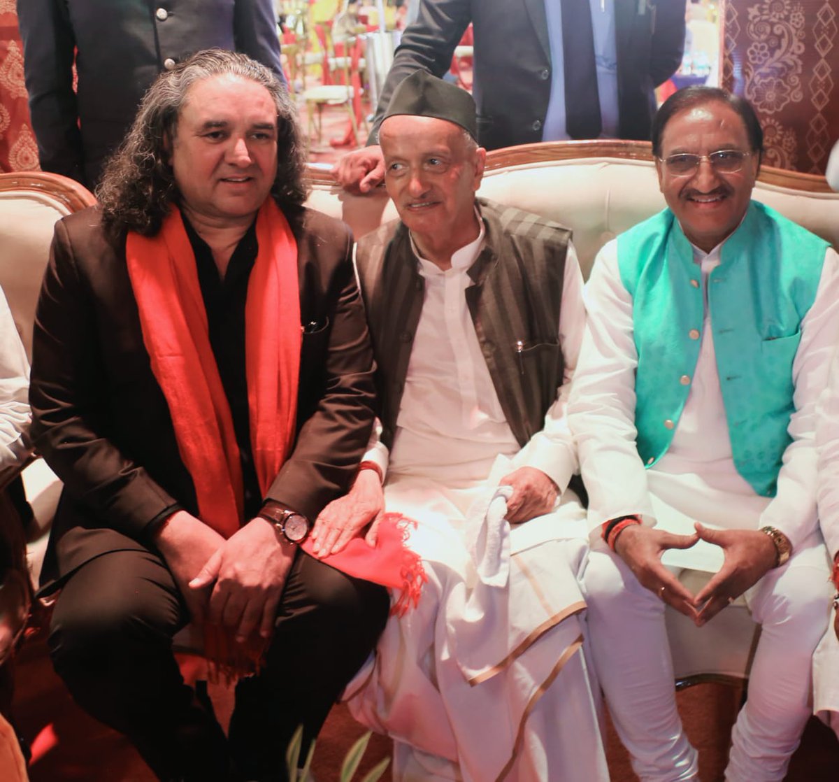 GarhwalPost1's tweet photo. The wedding reception of Deep, son of Prema &amp; Nandan Singh Koshyari with Ayushi, daughter of Seema &amp; Rajendra Rao was held in Doon on 27th Oct. Deep is nephew of @BSKoshyari! The #GarhwalPost family wishes the newly weds a happy married life!
#Uttarakhand #UrvashiRautela https://t.co/nCRhvMTD2n