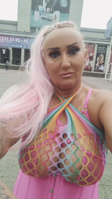 Wie gef&auml;llt euch mein Outfit von der Venus ?! #venus #messeberlin #erotik #venusberlin #dessous #sexywomen<a href="/tag/venus"class="tags">#venus</a><a href="/tag/plussize"class="tags"><span>#plussize</span></a><a href="/tag/erotik"class="tags"><span>#erotik</span></a><a href="/tag/venusberlin"class="tags"><span>#venusberlin</span></a><a href="/tag/dessous"class="tags"><span>#dessous</span></a><a href="/tag/sexywomen"class="tags"><span>#sexywomen</span></a>