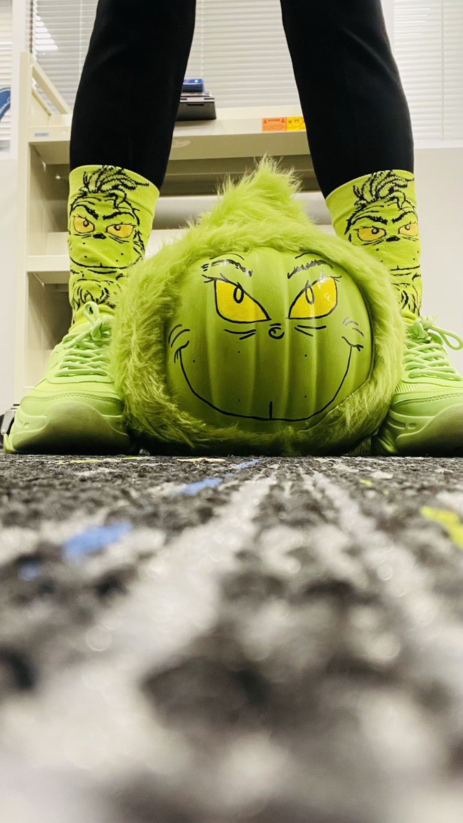 MsMendoza6's tweet photo. Celebrating #RedRibbonWeek  #drugssock #crazysocksday my best friend is always #TheGrinch with a student’s made pumpkin. Love it!! @duryeaschool  #weSWIMtogether #wegrowtogether https://t.co/bCdCCzuzWv