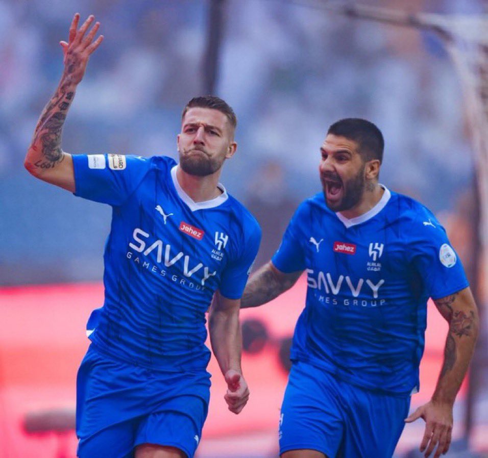 الغول / ميتروفيتش &amp; الرقيب / سافيتش😍💙

#الهلال_الاهلي
