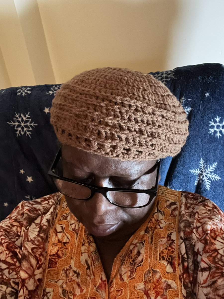 prettyjackie's tweet photo. I’m so proud of me ❤️ Goal completed learning how to crochet &amp; making this hat ❤️ https://t.co/MR0IeResx5
