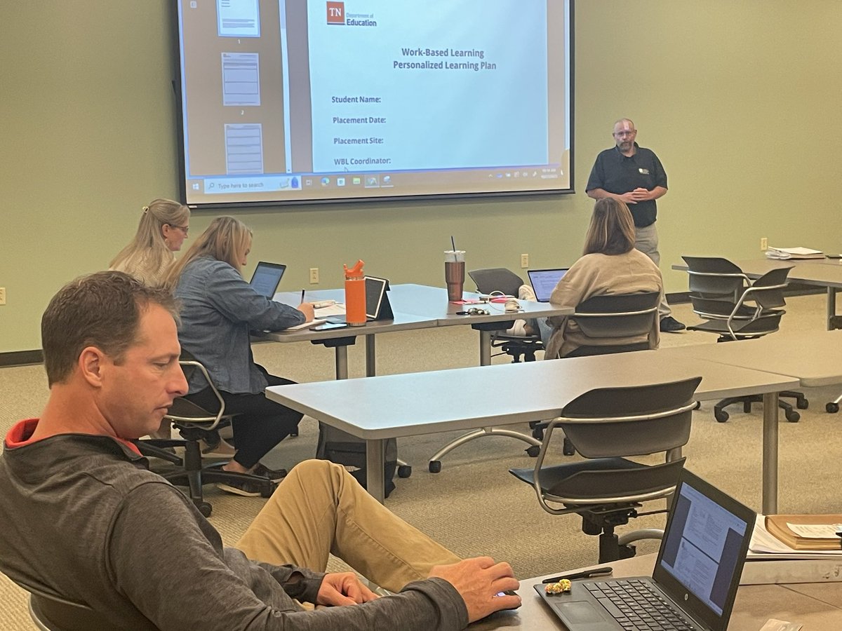 Claire Arbaugh tweet media