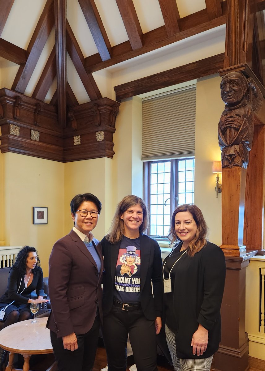 kristynwongtam's tweet photo. Today is the last day of #AccessToJusticeWeek - I have had a great week connecting with legal professionals and attending the @LawSocietyLSO's Women in Law panel. Thank you to @TAGActionGroup and the LSO for putting on such an informative and engaging week of panels! https://t.co/MSRh2xOlIX