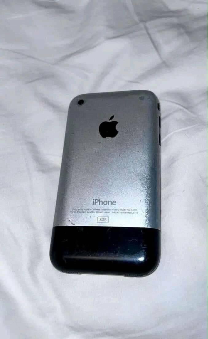 tymandszn's tweet photo. I’ll be doing giveaway of iPhone 1, 2 &amp; 3
Please make your choice and let me know😉☺️😊
Note: you can only choose one, please let’s be guided 

#crymua #FNAFMovie #Gazabombing #GrandeFratello #PAKvSA #الهلال_الاهلي #غزة_العزة https://t.co/gBfxNbCTzF