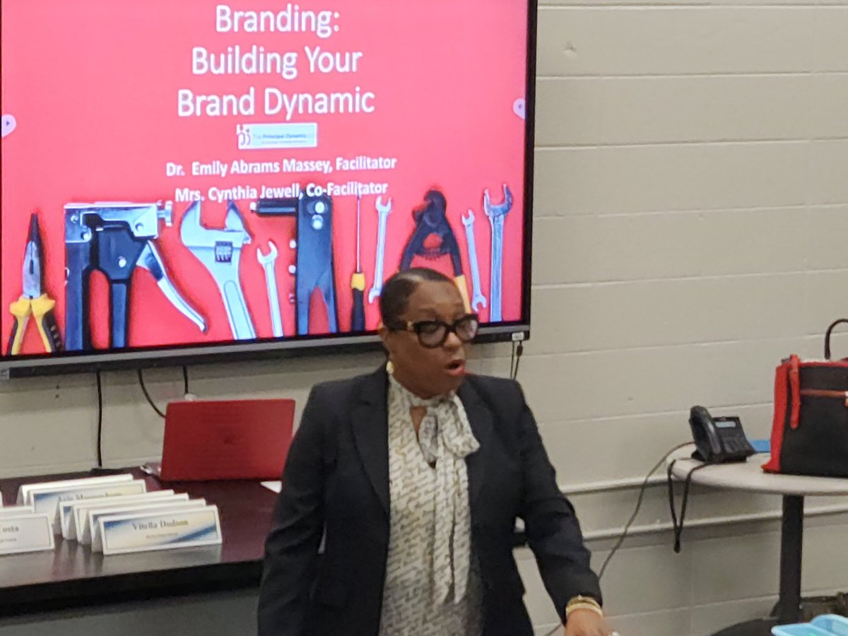 PrincipalDynami's tweet photo. Had an absolute blast facilitating the New Principals Academy! @CynthiaSJewell @DeKalbSchools  Thank you @COSDeKalbCounty and @KFairweather4 for your leadership! #BrandingForPrincipalLeadership #ShapingAnAcademicVision 🎉🎉 @DrNormanCSauce3 Great Seeing you Sauce! https://t.co/pmZXC8PqrG