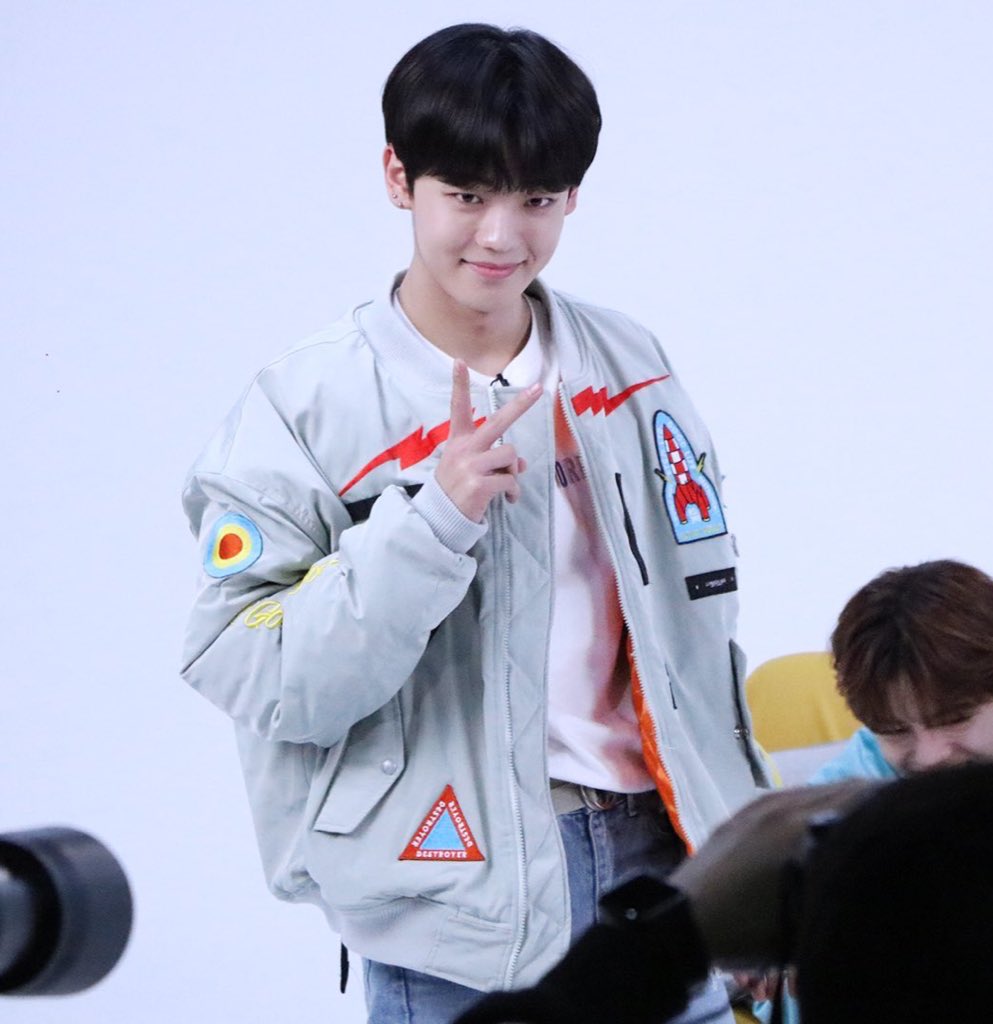 RapperChannie's tweet photo. Hope you’re all well though and if you want to keep in contact, I’m still on @sunchanshine 🥺

Have a Yuchan https://t.co/otu0L4KhH1