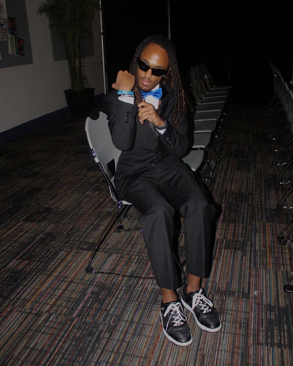 ceobillthereal's tweet photo. Been living a MJ year🔥 https://t.co/XEUhwX1Kx1