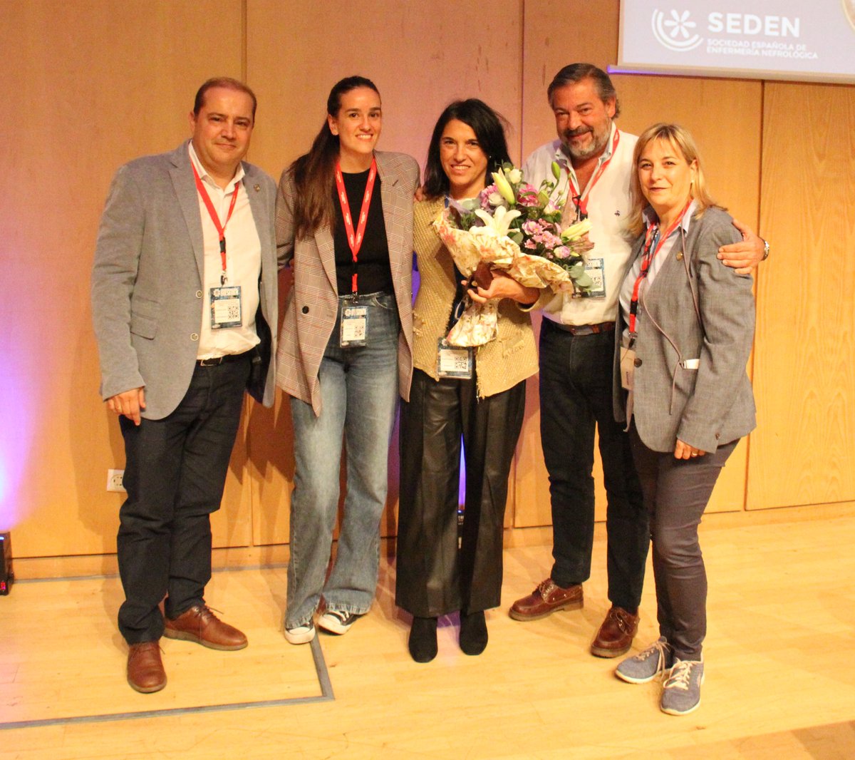 #SEDEN2023 | 👩🏼‍⚕️👨🏻‍⚕️

Hoy se pone fin a una etapa en la historia de <a href="/SEDENenfermeria/">SEDEN</a>, la Junta actual termina su mandato.

Juan, <a href="/patarribas/">Patricia Arribas Cob</a>, Fernando, Paqui y <a href="/Merii10/">María Ruiz García</a> gracias por vuestra entrega, ilusión y trabajo. Sin duda, habéis dejado una huella imborrable. Gracias por todo.