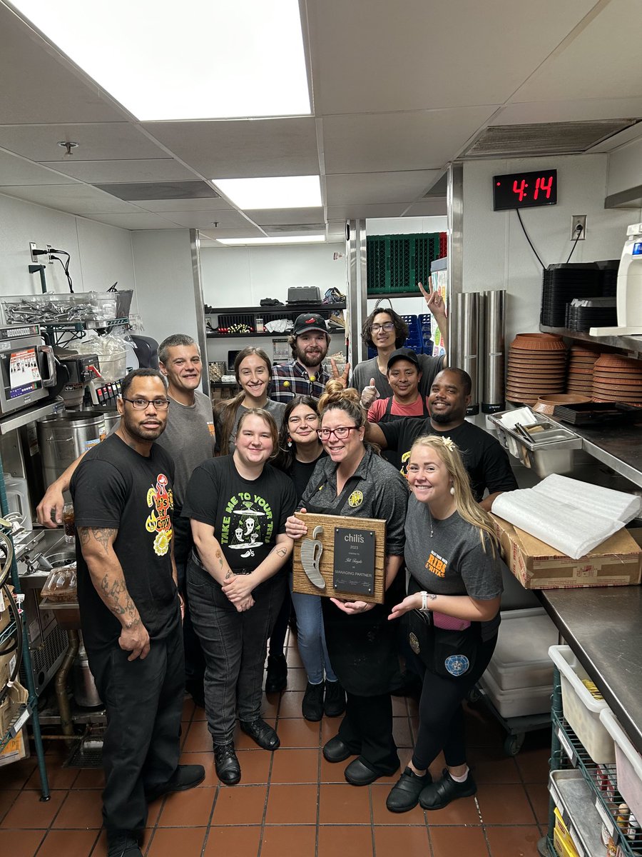 Congratulations to the amazing Jill Temple for her promotion to Managing Partner at Chilis Polaris!  Such an amazing leader and fun team!