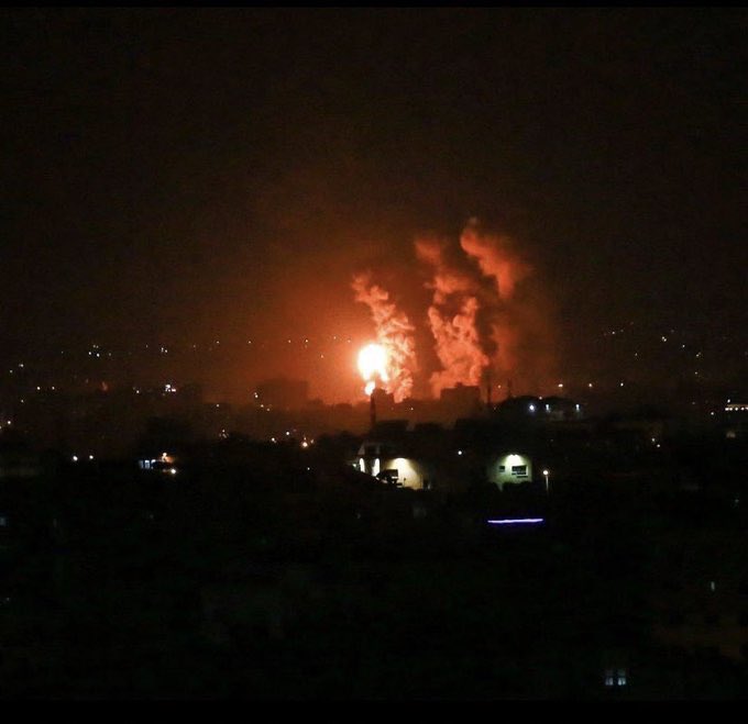 mun22__'s tweet photo. A massacre is being covered up, Gaza needs internet.

@elonmusk you must provide the Gaza Strip with satellite internet, just as you did with the Ukrainians.

#starlinkforgaza https://t.co/CKtVXCR4mC