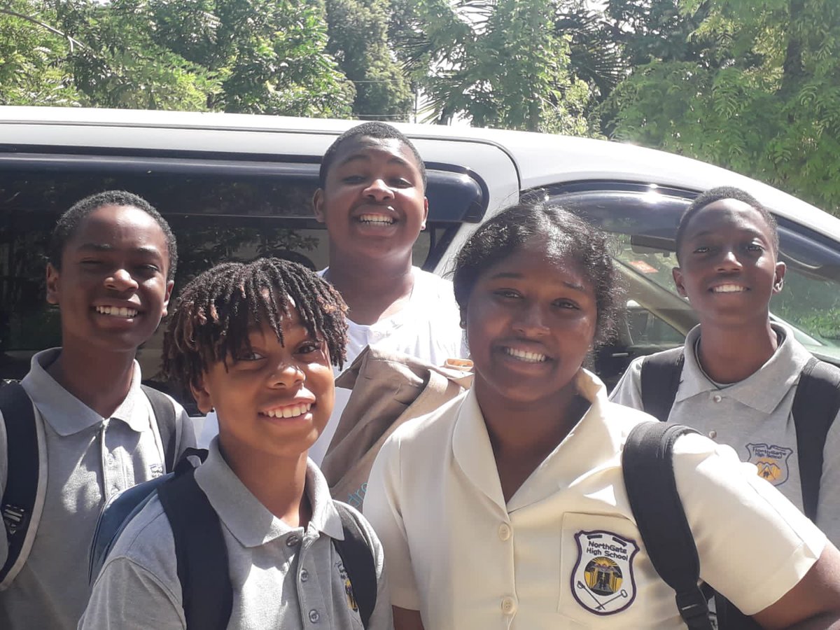 NorthGateHigh's tweet image. Students returning from their dental checks courtesy of the Ministry of Health!
