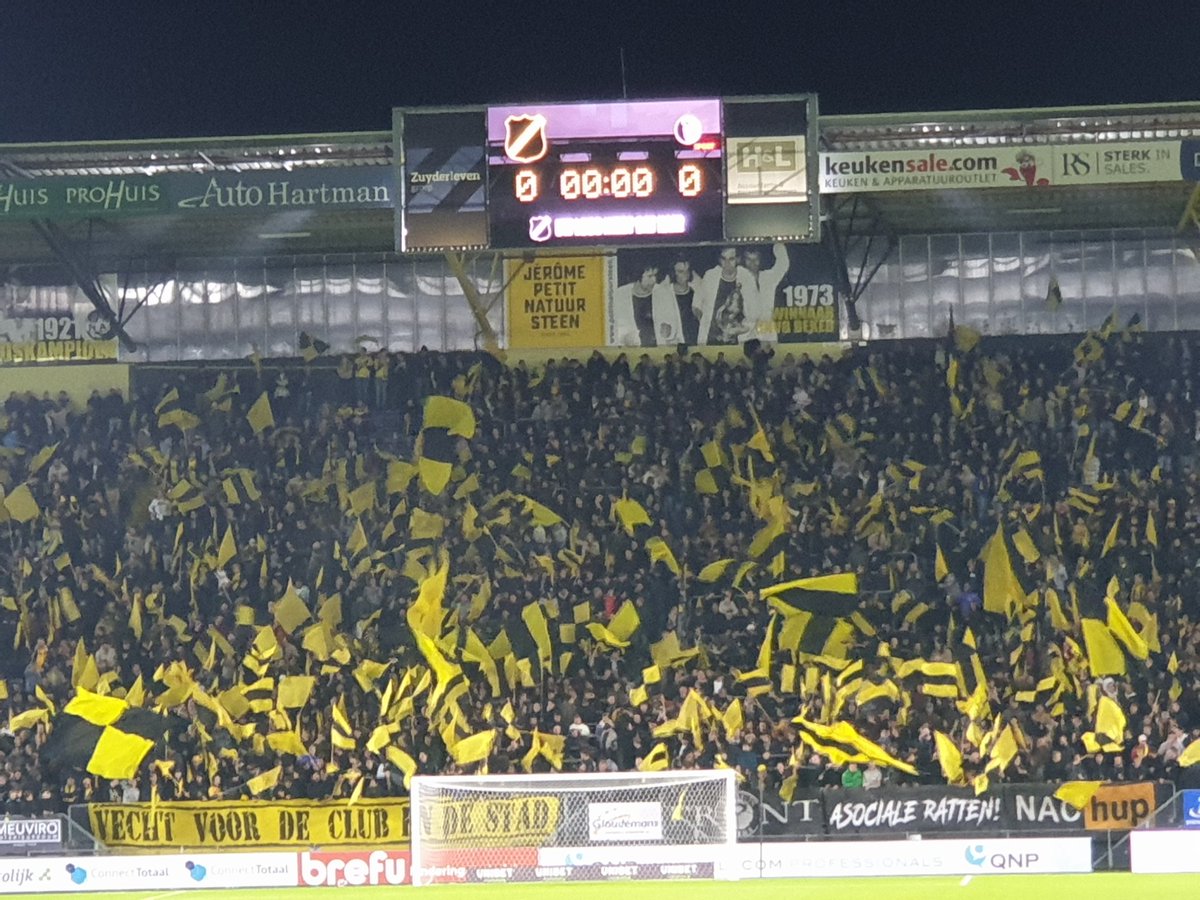 Koen076's tweet photo. #NAChel #nacpraat https://t.co/C4fwkn2CvC