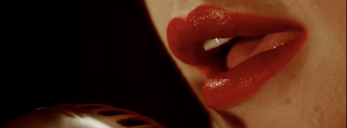 nectarofthwgods's tweet photo. lana del rey - burning desire (2013) https://t.co/sLqeuUlGOF