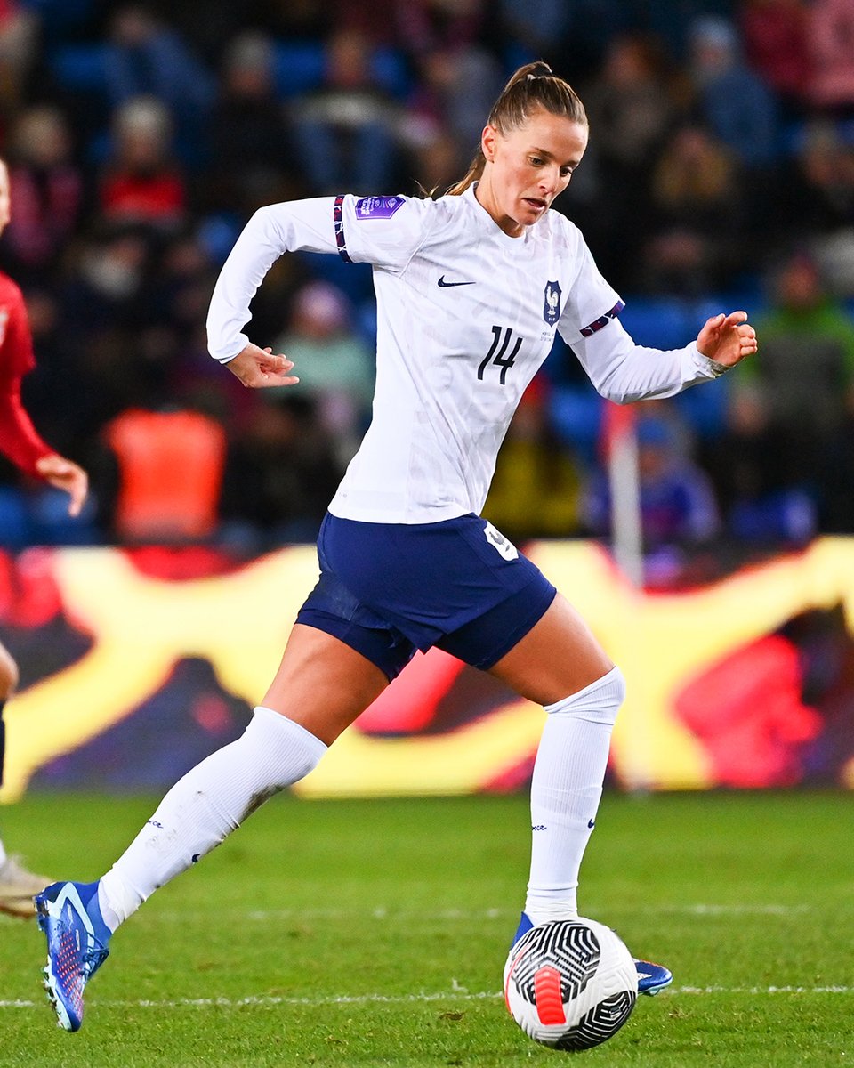 🇳🇴 1-2 🇫🇷 💨 Sandie Toletti 🏆 #UWNL