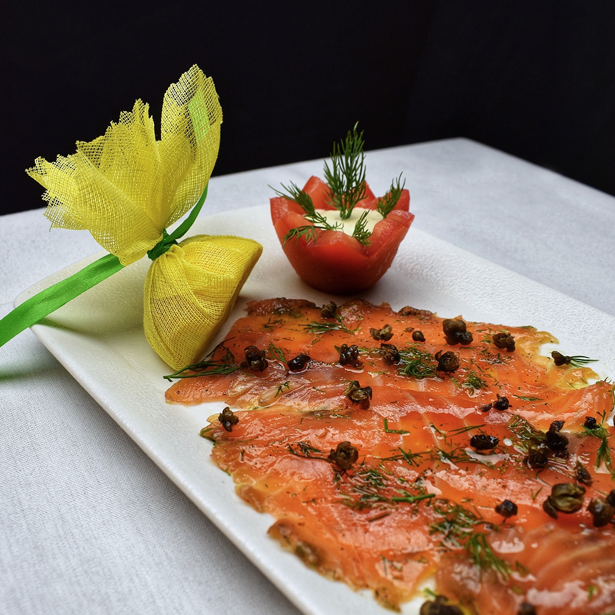 AldosSATX's tweet photo. Our house-cured salmon lends a touch of elegance to a Happy Hour experience that includes special pricing on 9 of our most popular appetizers, along with craft cocktails and wines by the glass.
#aldossatx #safoodie #safood #sanantoniofood #satxfood #safoodpics #eatlocalsa https://t.co/9b63mH0h4M